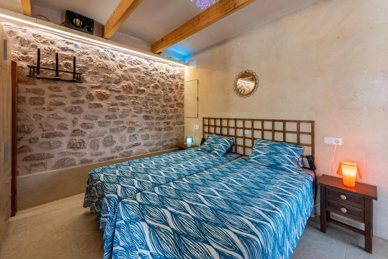 فيلة Castell Des Paradis Portopetro